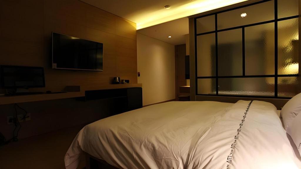 Business Design Hotel Luv Inčchon Exteriér fotografie