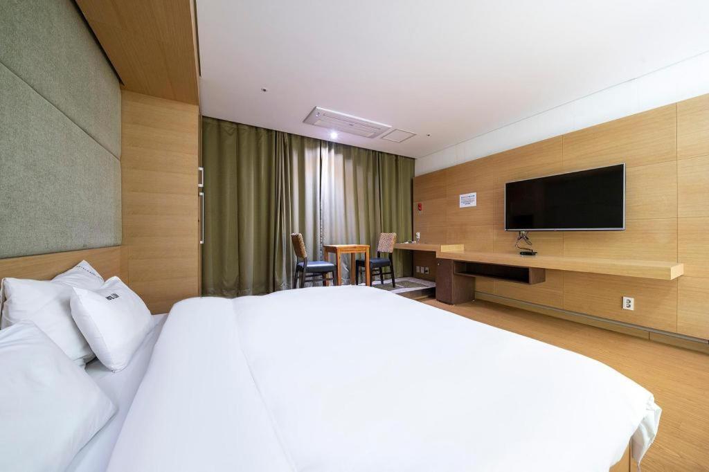 Business Design Hotel Luv Inčchon Exteriér fotografie