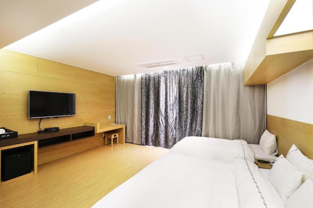 Business Design Hotel Luv Inčchon Exteriér fotografie