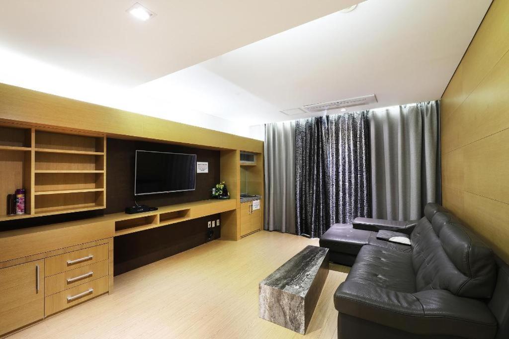 Business Design Hotel Luv Inčchon Exteriér fotografie