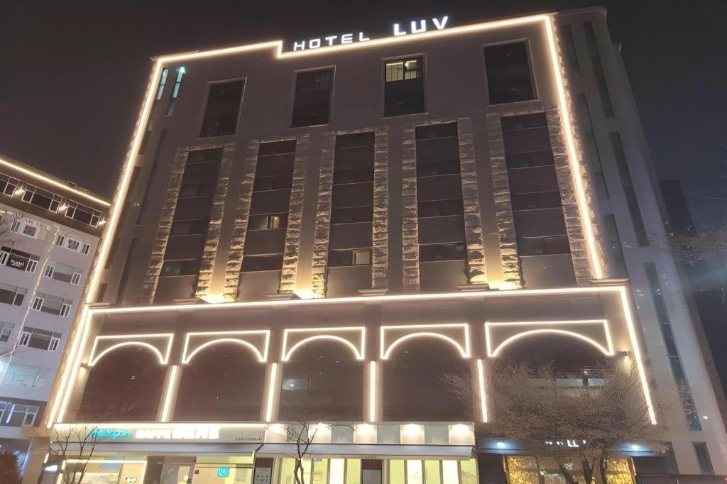 Business Design Hotel Luv Inčchon Exteriér fotografie